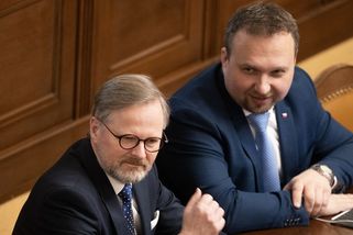 Přehledně: Jak rostly platy politiků ve srovnání s důchody a mzdami - Seznam Zprávy